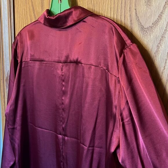 NWT Chico's Anna Lee (Large/12) Cranberry Red Blouse Button Up Silky Splendor - Picture 8 of 9